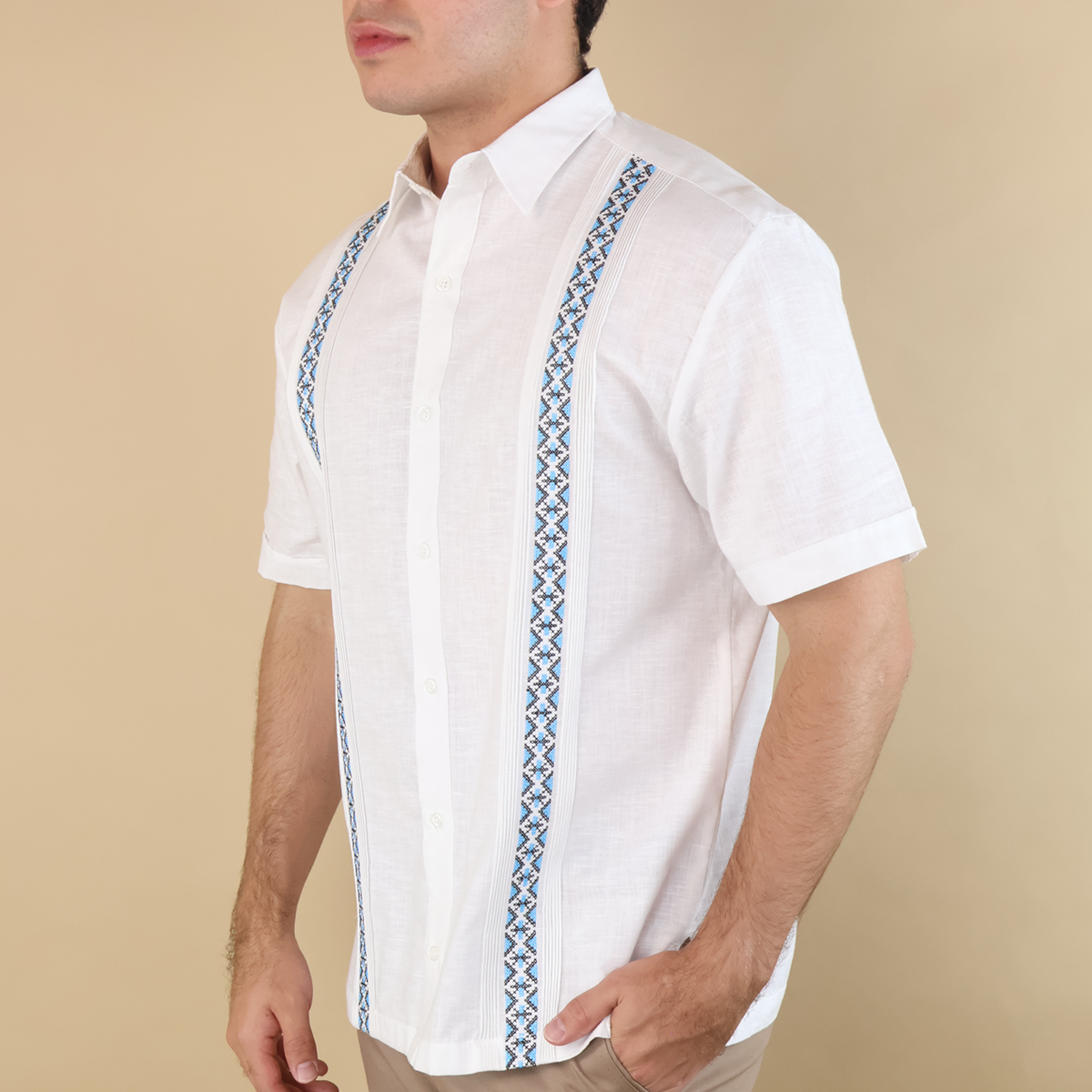 Camisa Tipo Guayabera Casual Formal con Bordado y Detalles Elegantes