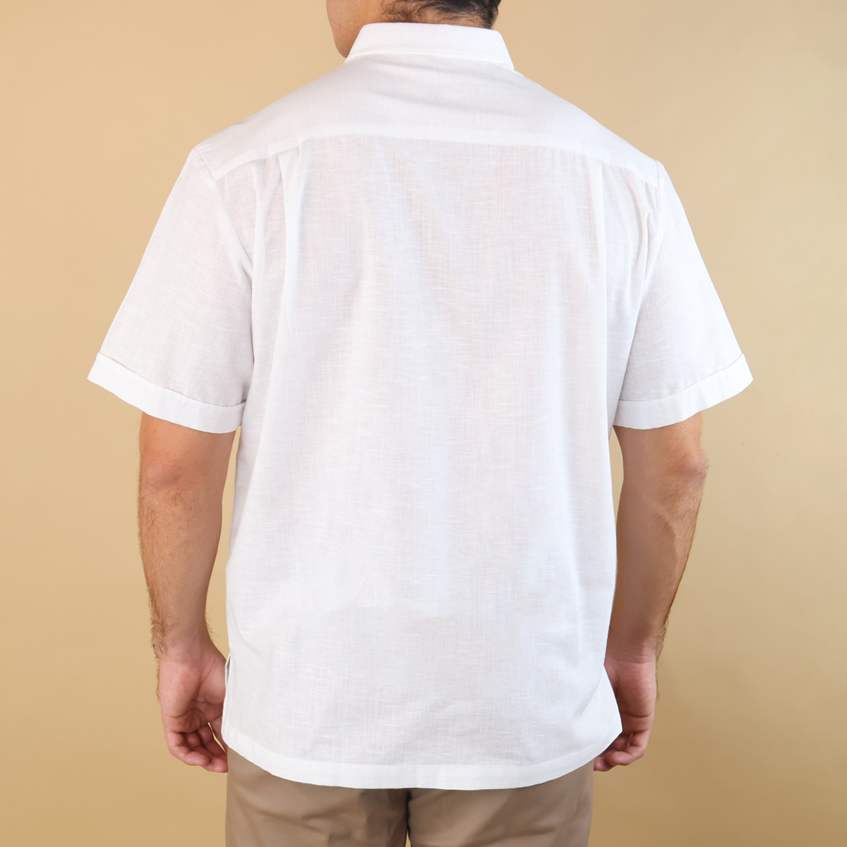 Camisa Tipo Guayabera Casual Formal con Bordado y Detalles Elegantes