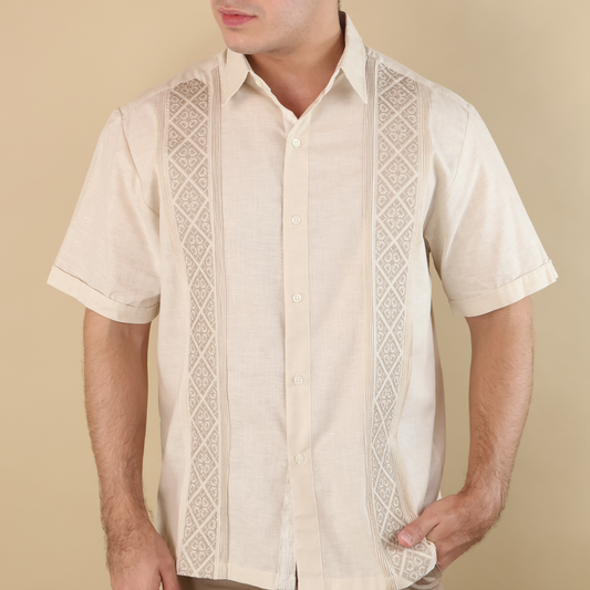 Guayamisa Manga Corta Color Caki Con Alforzas Corte Clásico Para Hombre